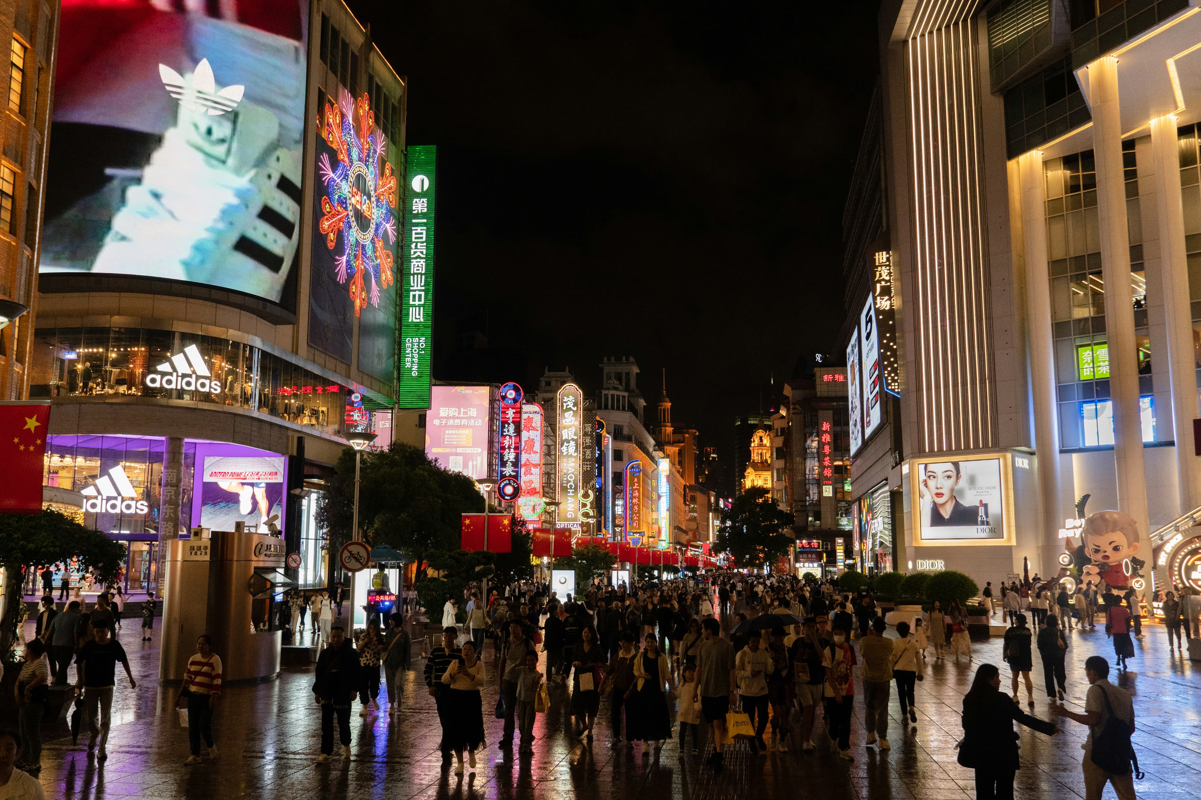 Shopping viral brands in China