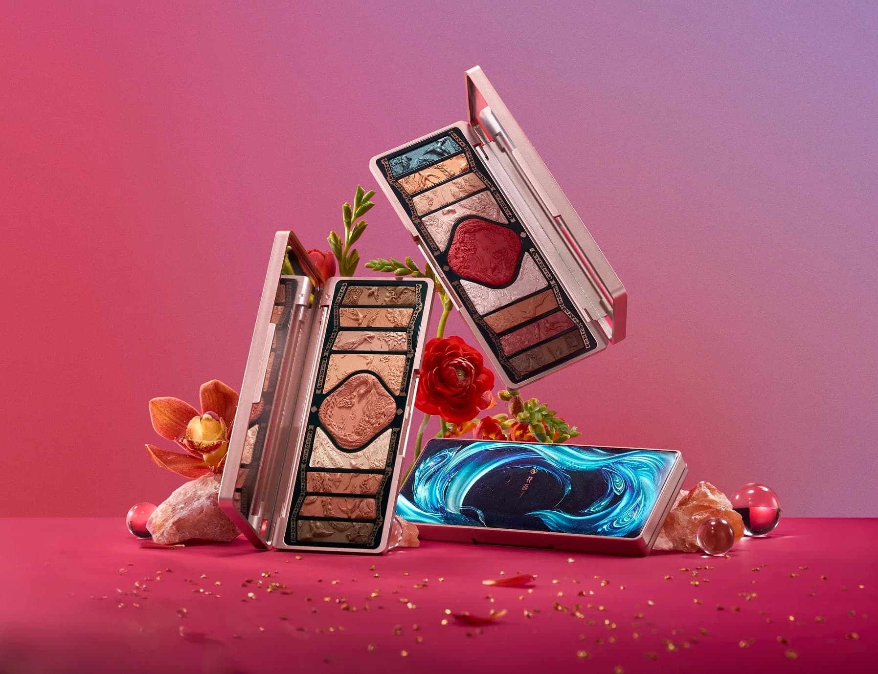 Florasis carved eyeshadow palettes